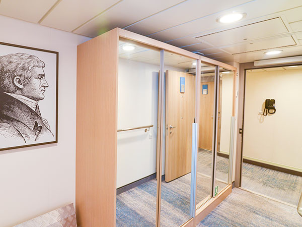 Ocean Explorer, Category DS, Deluxe Suite, View of Entryway with Mirrored Closet