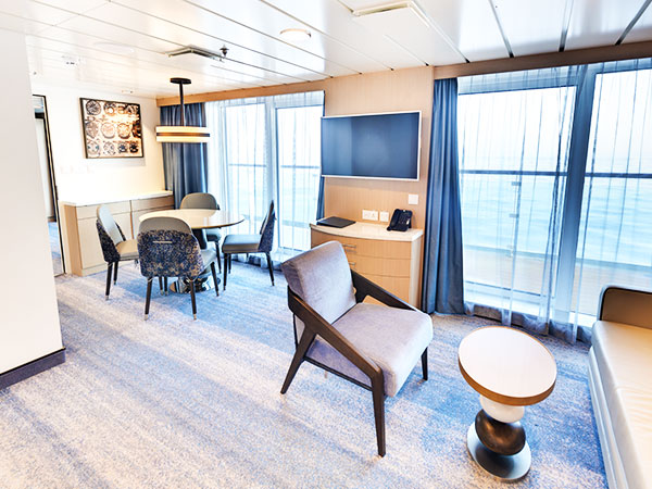 Ocean Explorer, Category OS, Owner's Suite, Living Area
