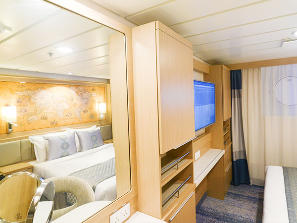 Ocean Explorer, Category SS, Studio Stateroom, Vanity and Desk from Entrance